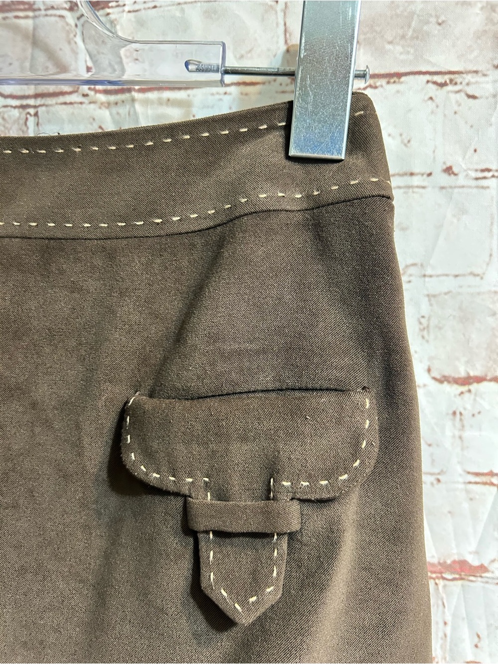 J. McLaughlin Brown Faux Suede Stitch Detail Coastal Cowgirl Chic Mini Skirt - Picture 4 of 10